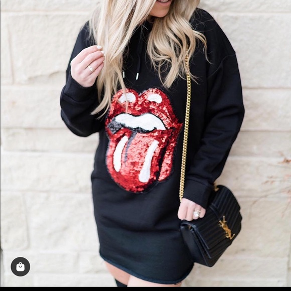 Hooded Sweater dress with sequin patch - Picture 1 of 2